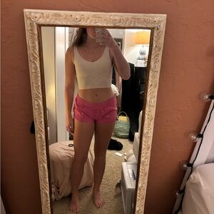 Lululemon Hotty Hot Low-Rise Lined Short 2.5”